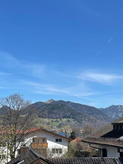 Wunderschoenes 4 Zimmer Apartment Mit Seeblick Bad Wiessee Eksteriør bilde